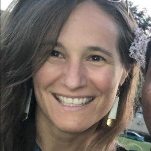 Meet your Posher, Marnie